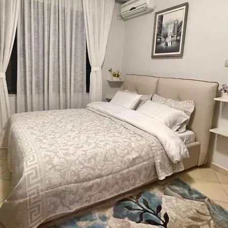 In Appartement Tirana